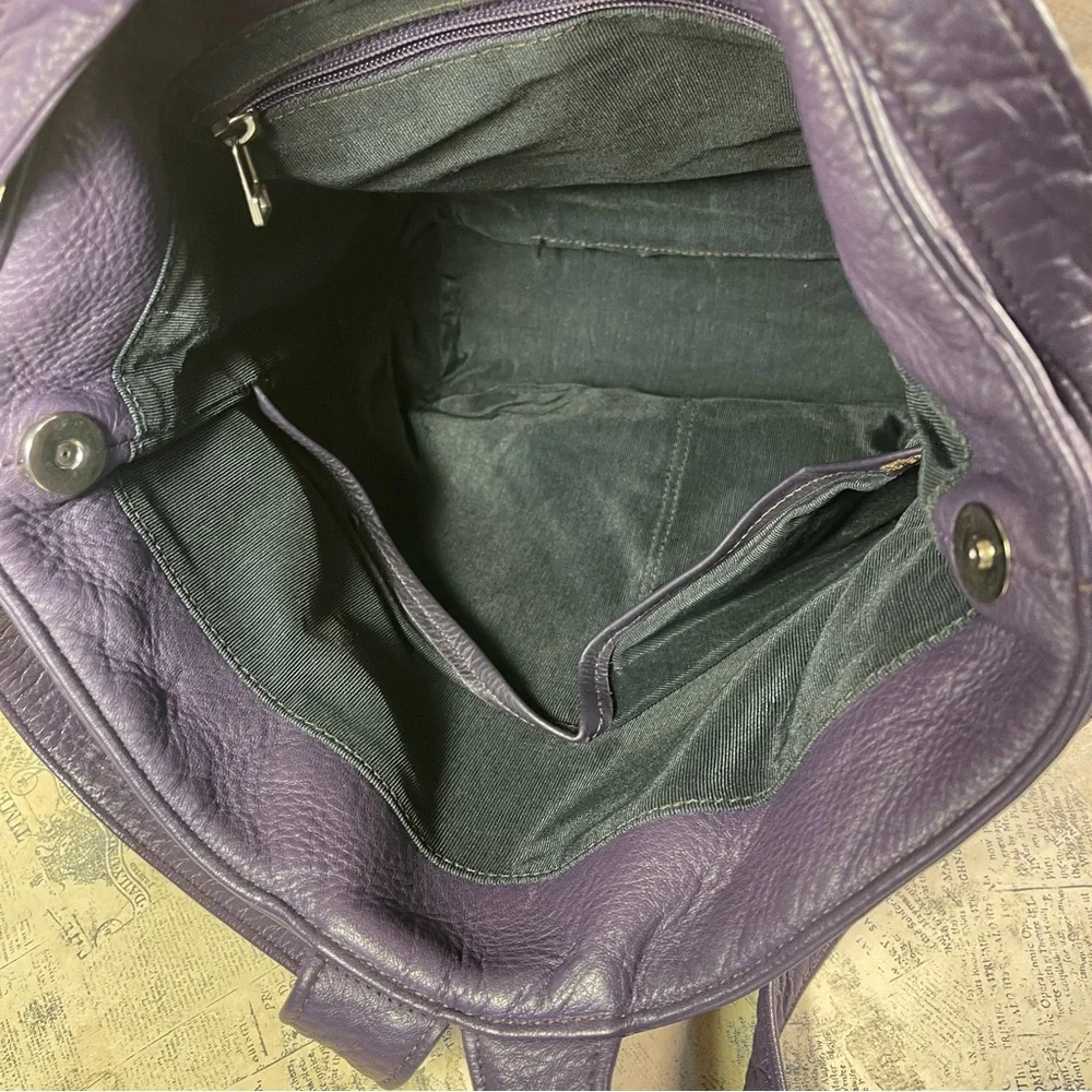 SVEN Imagined USA Made Leather backpack - Picture 8 of 12